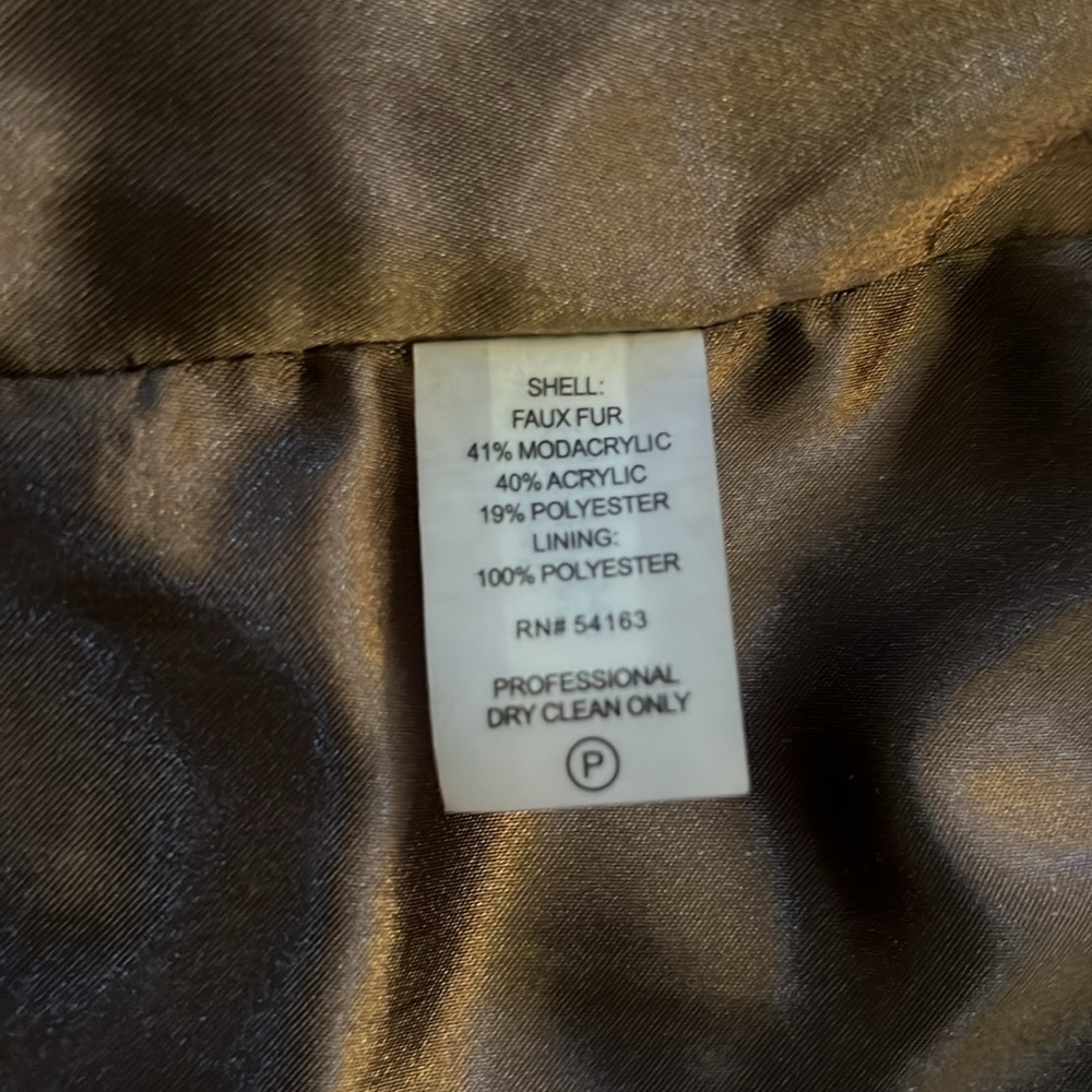 Calvin Klein faux fur jacket - Picture 5 of 8